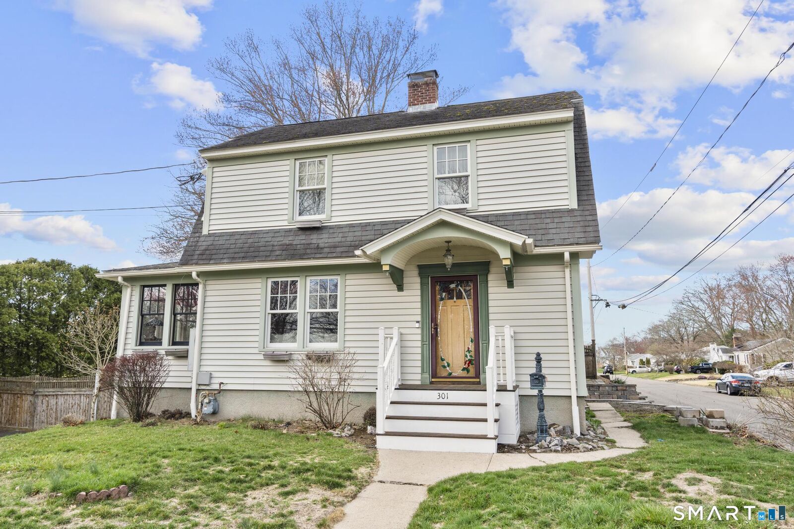 Property Photo:  301 Buckingham Avenue  CT 06460 