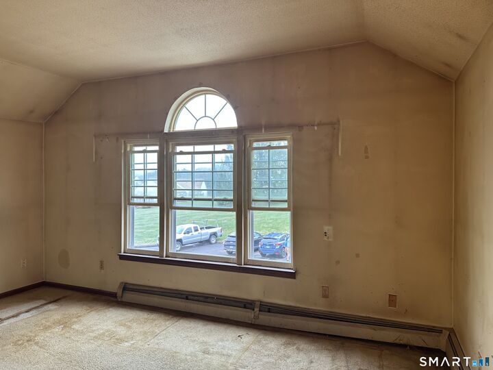 Property Photo: 14 Pinney Street 32 CT 06029