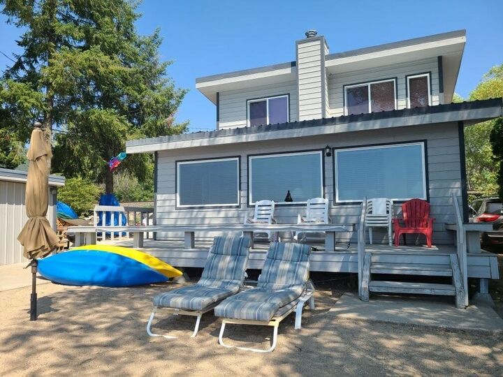 Property Photo:  40782 Robbins Rd  WA 99148 