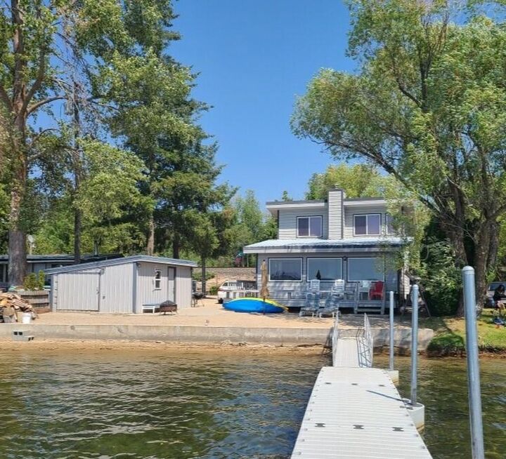 Property Photo: 40782 Robbins Rd WA 99148