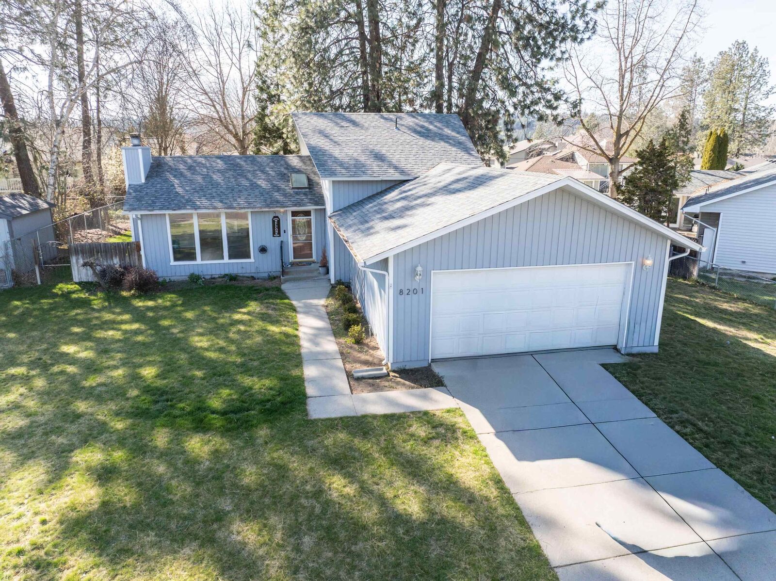 Property Photo: 8201 N General Lee Way WA 99208