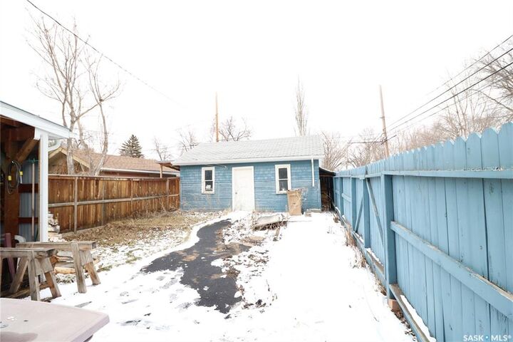 Photo de la propriété:  2355 Wallace Street  SK S4N 4B1 