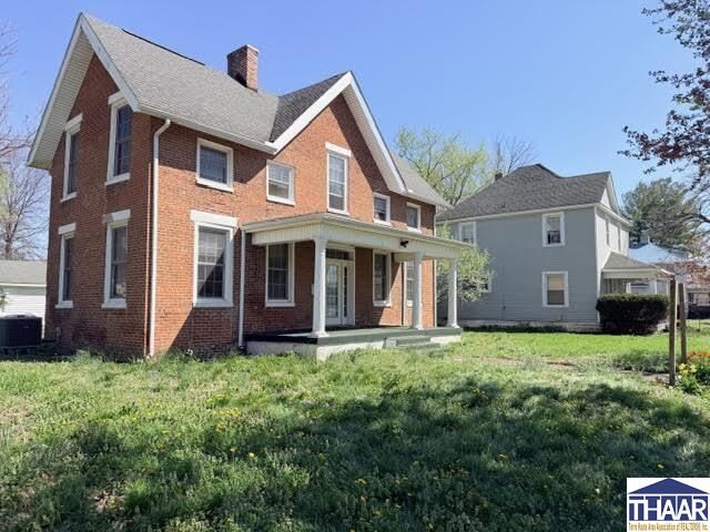 Property Photo:  1612 Locust Street  IN 47807 