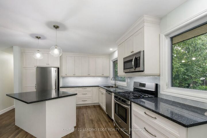 Property Photo:  306 Lindan (Room 3) Avenue  ON K9L 1K6 