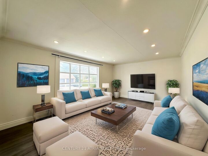 Photo de la propriété:  1070 Fergus Avenue Upper  ON L5E 2P1 