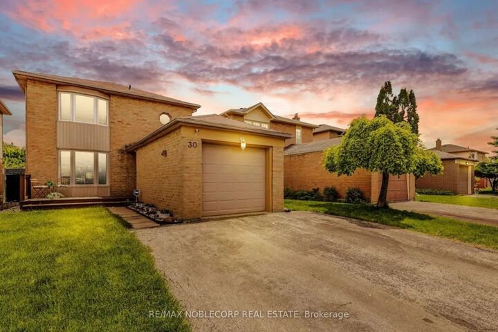 30 Mayberry Court — photo 1