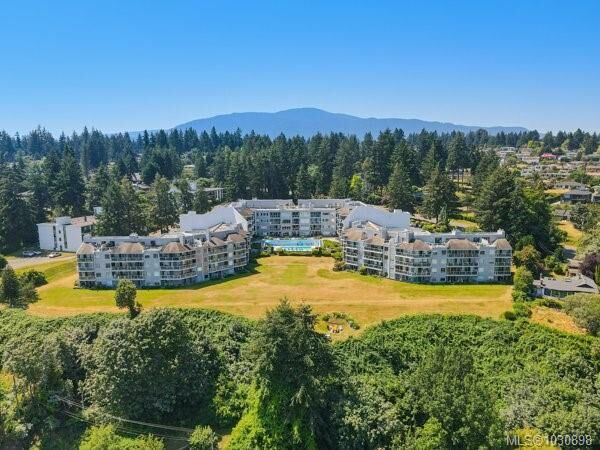 2562 Departure Bay Rd #611 — photo 1