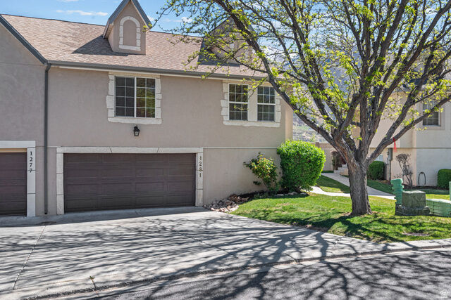Property Photo: 1281 S Somerset Dr UT 84660