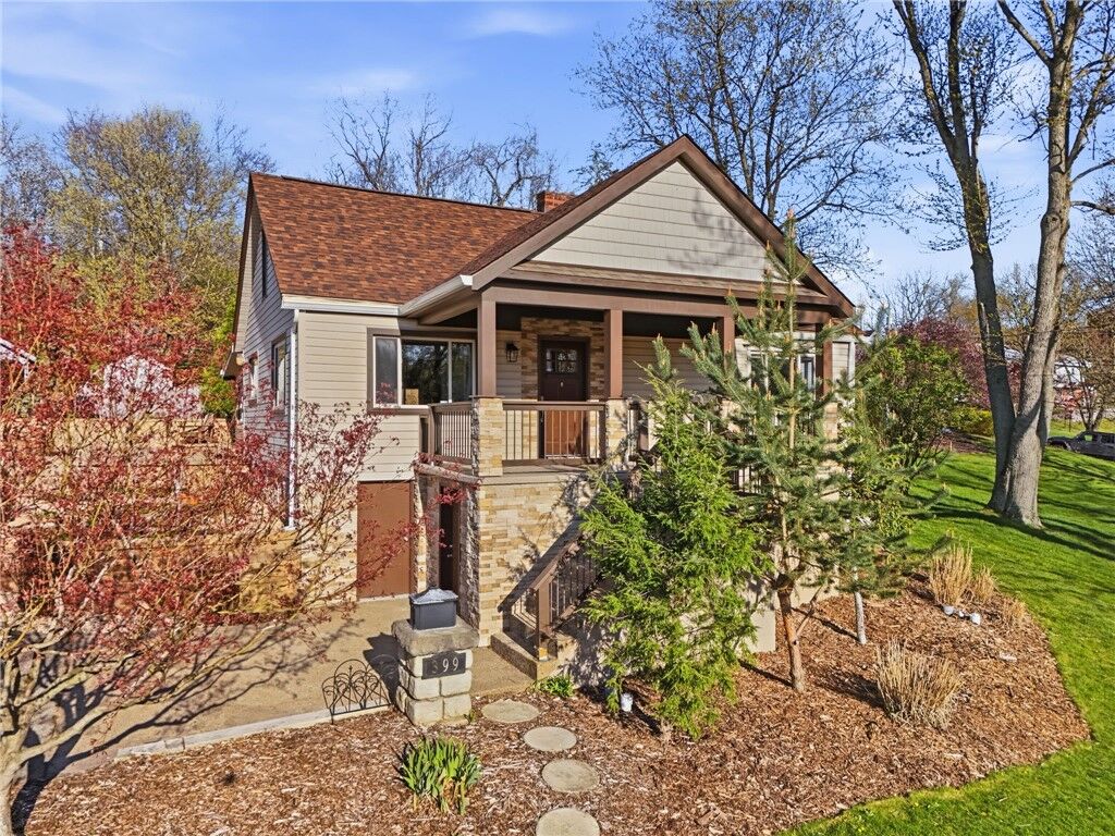 Property Photo:  399 Church Rd  PA 15102 