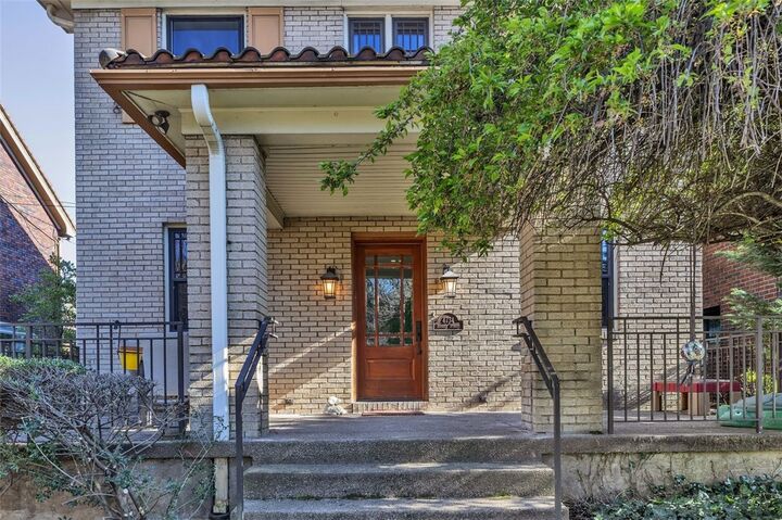 Property Photo:  4734 Bayard St  PA 15213 