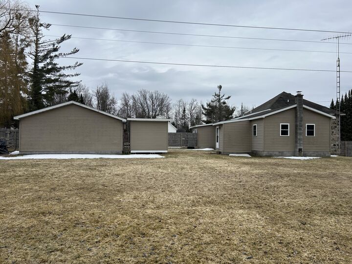 Property Photo:  22130 Cohoon Road  MI 49746 