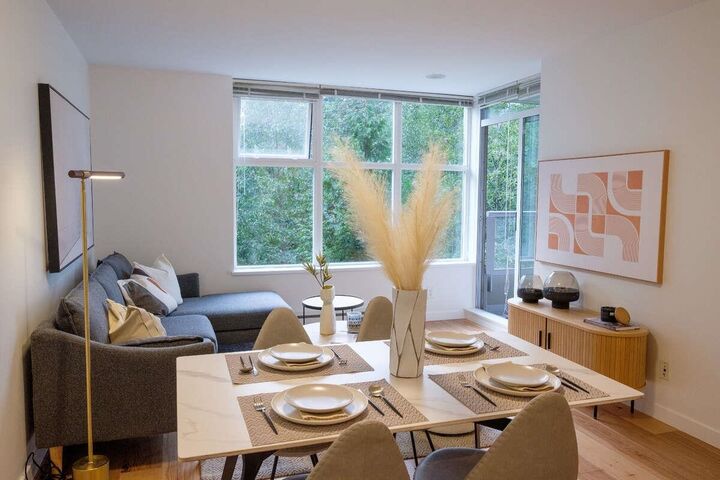 9232 University Crescent 403 — photo 1