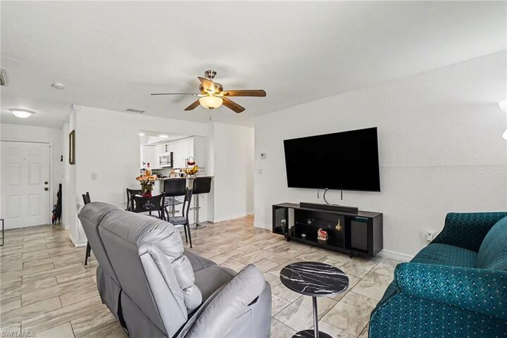 Property Photo:  2208/2210 Iris Way  FL 33905 