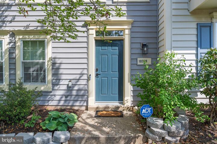 Property Photo:  10269 Calypso Drive  VA 20110 