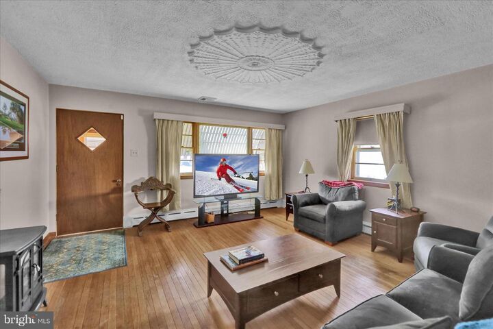 Property Photo:  606 Carsonia Avenue  PA 19606 