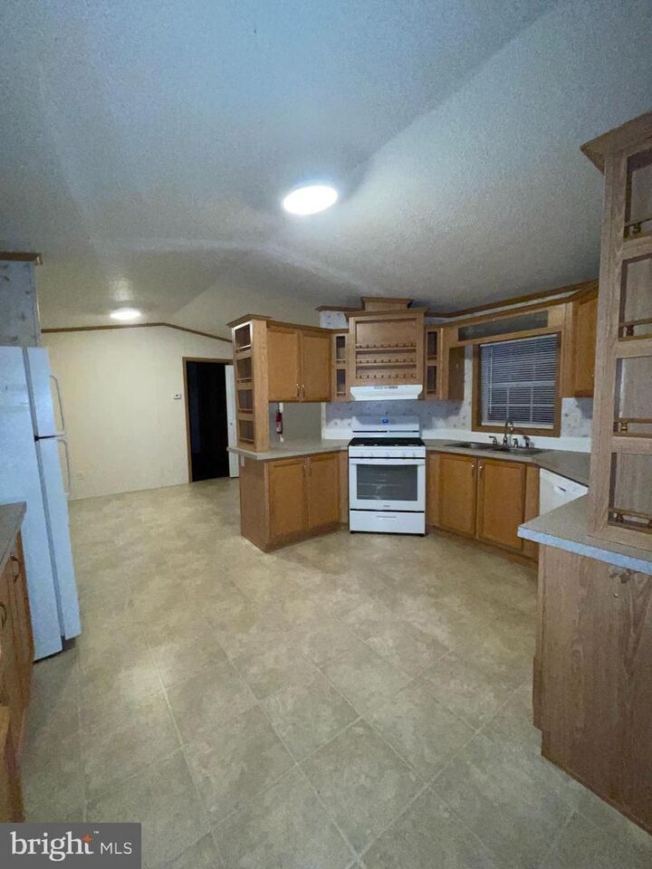 Property Photo:  116 Seneca Avenue  PA 17315 