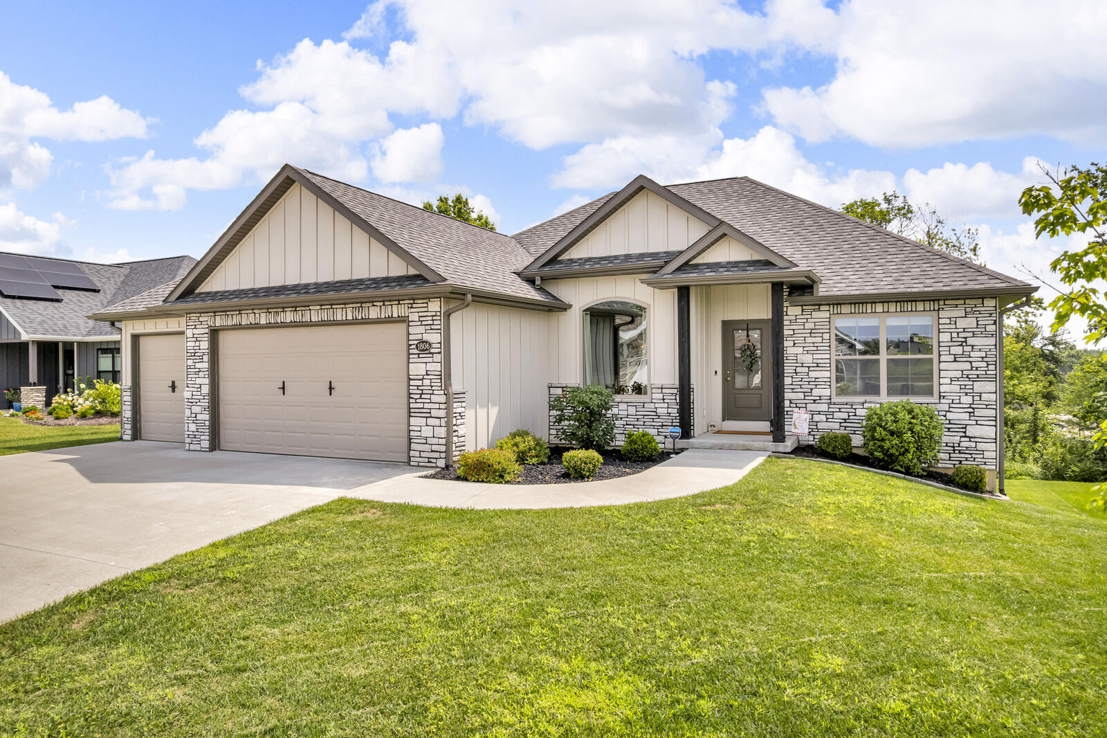 Property Photo:  1806 Stillpoint Ct  MO 65203 