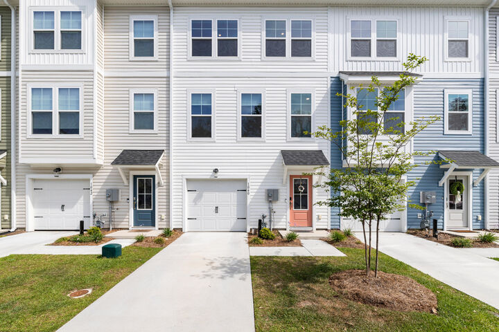 Property Photo: 1040 Old Cypress Run SC 29410