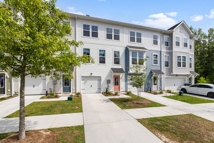 Property Photo:  1040 Old Cypress Run  SC 29410 