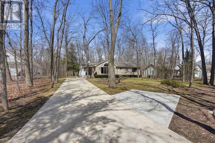 Property Photo: 8816 Timberwood Trail ON N0M 1T0