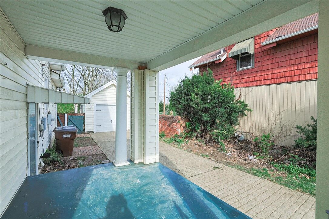 Property Photo:  1008 Nelbar Street  OH 45042 