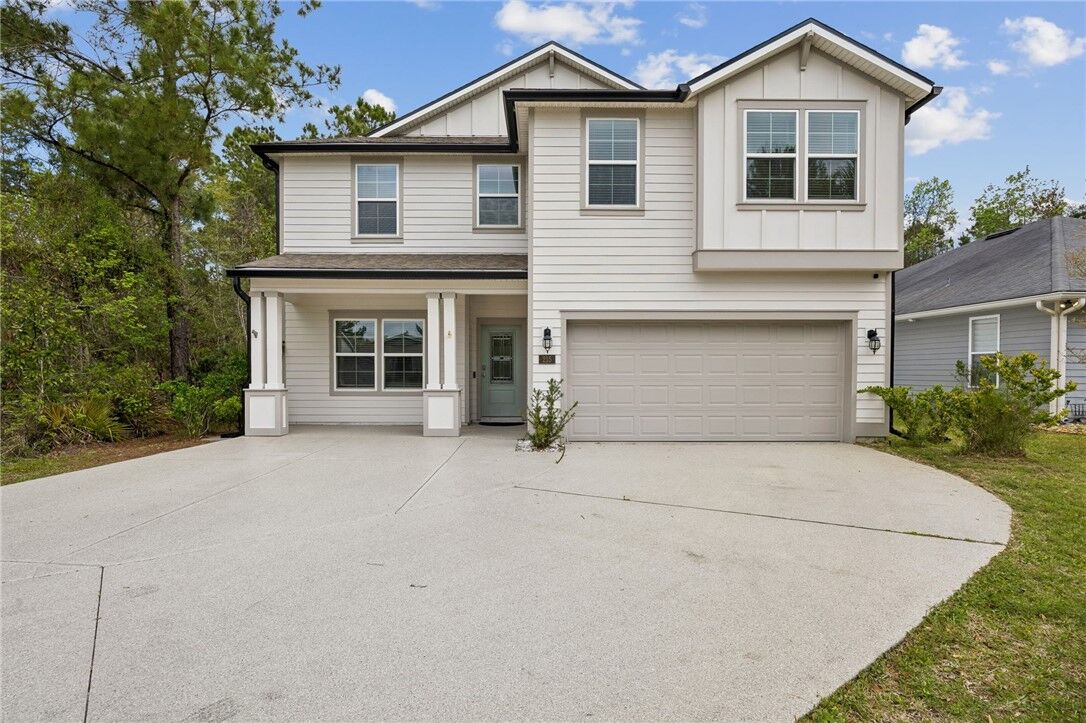 Property Photo:  215 Holm Place  GA 31558 