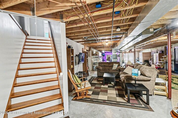 Property Photo:  6206 Mallard Drive  MI 48813 