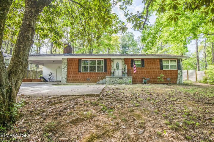 Property Photo:  1212 Pilleaux Drive  TN 37912 