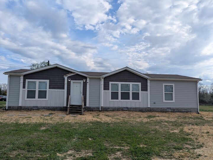 Property Photo:  25 Storms Road  KY 40701 