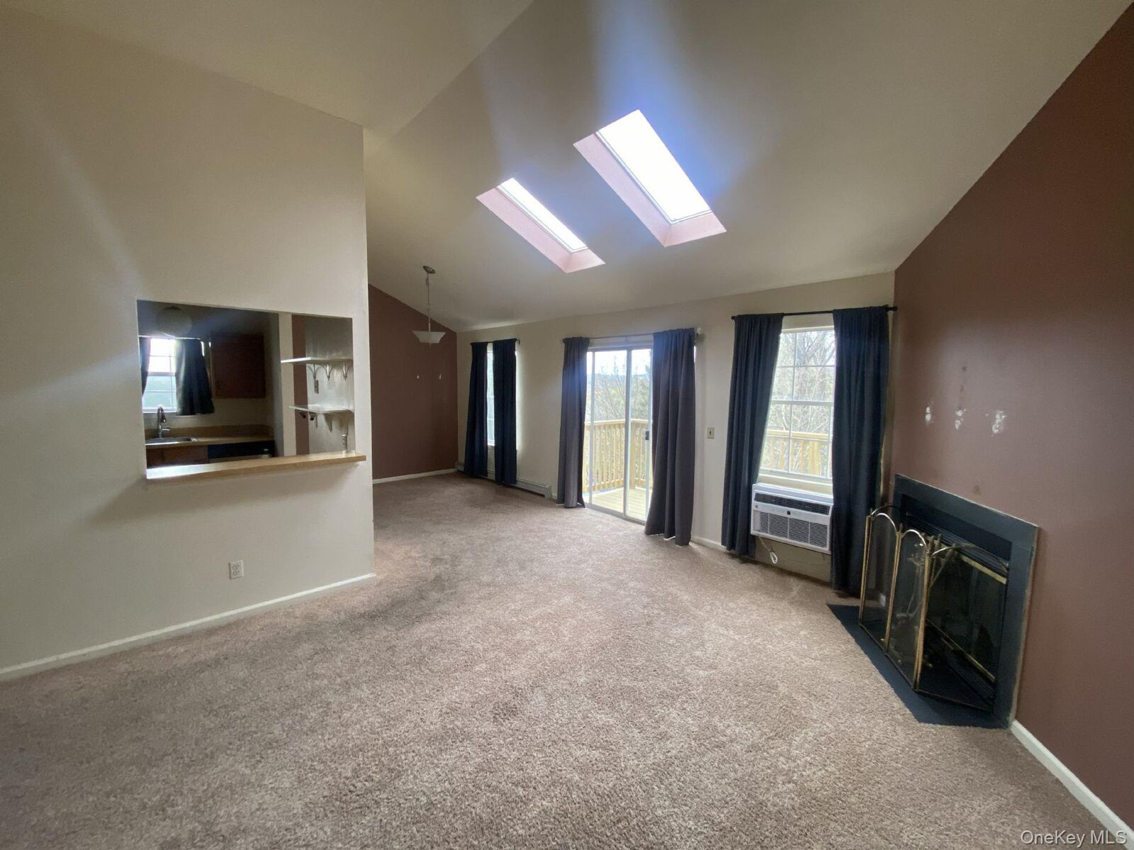 Property Photo:  2 Lexington Hill 12  NY 10926 