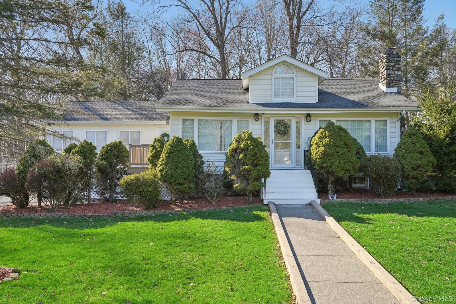 Property Photo:  17 Pine Hill Road  NY 10930 