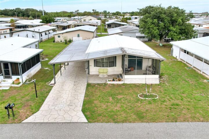 Property Photo:  6473 Peppertree Path NE  FL 33881 