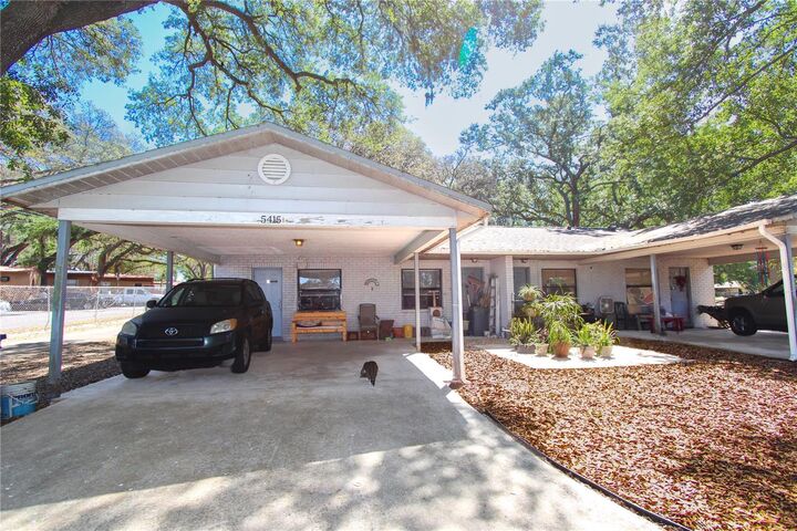Property Photo:  5415 McLeod Drive  FL 33610 