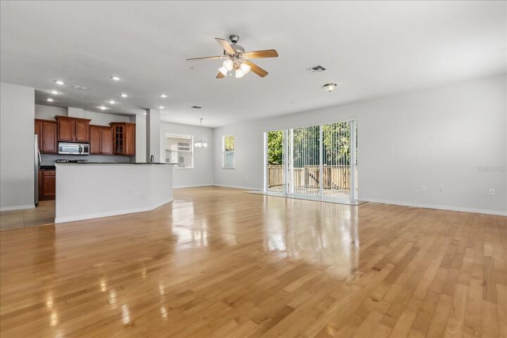 Property Photo: 7211 S Mascotte Street FL 33616