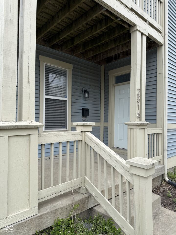Property Photo:  2516 N College Avenue  IN 46205 