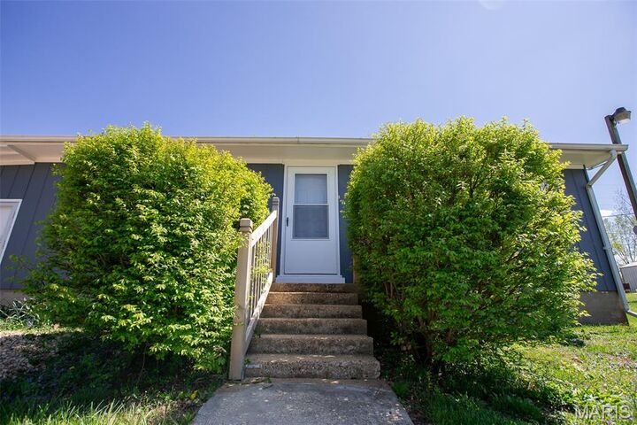 Property Photo:  404 Colby Street  MO 65441 