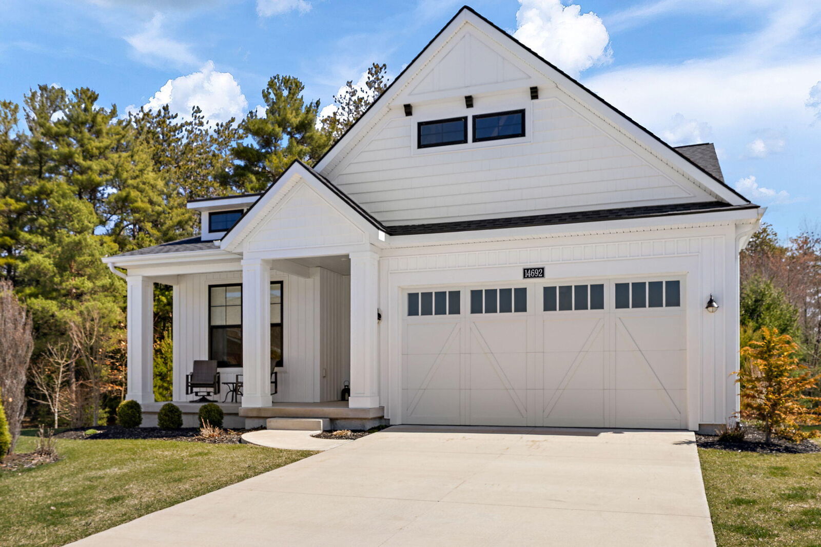 Property Photo:  14692 Pine Dew Drive  MI 49417 