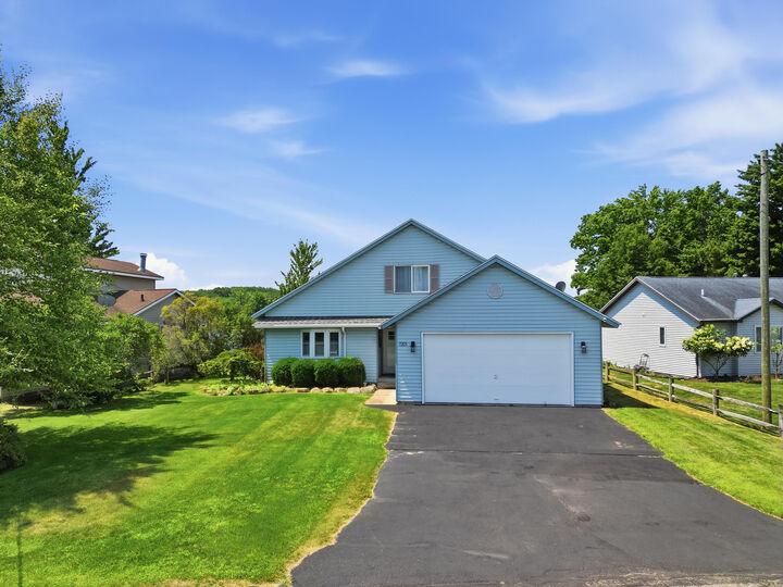 Property Photo: 7201 Holiday Drive MI 49346