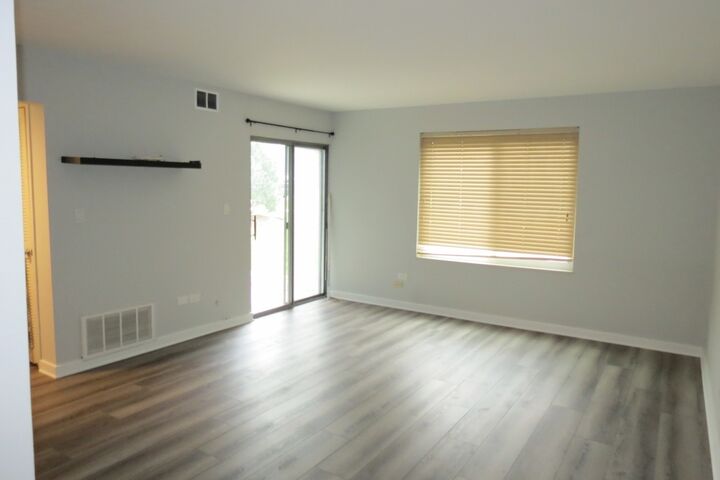 Property Photo:  6182 Pinewood Court 107  IL 60527 