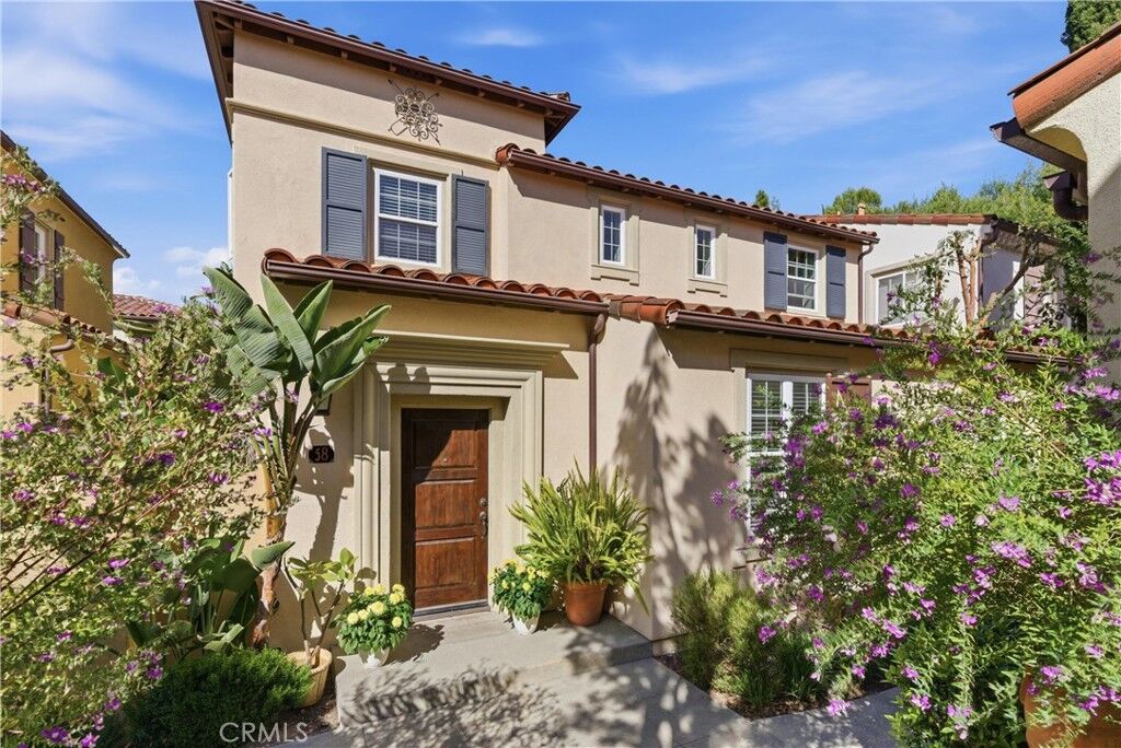 Property Photo:  58 Clouds View  CA 92603 