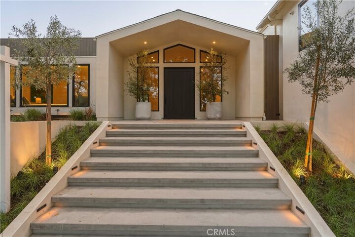 Property Photo: 12162 Laurel Terrace Drive CA 91604