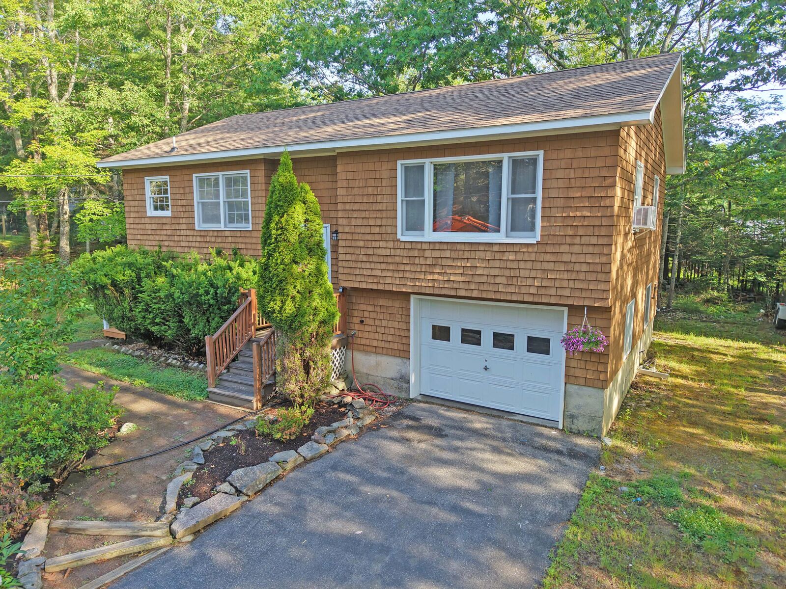 Property Photo:  25 Mountain View Drive  ME 04605 