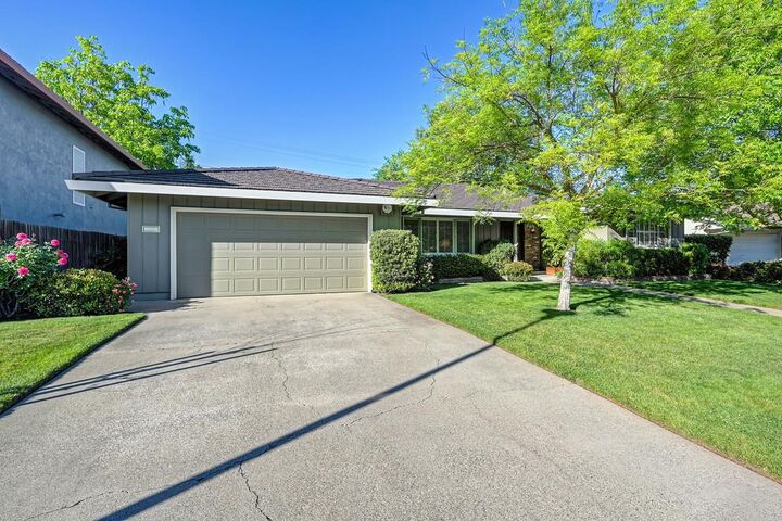 Property Photo:  49 Saratoga Circle  CA 95864 