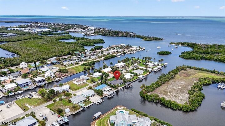 Property Photo:  16340 Buccaneer Street  FL 33922 