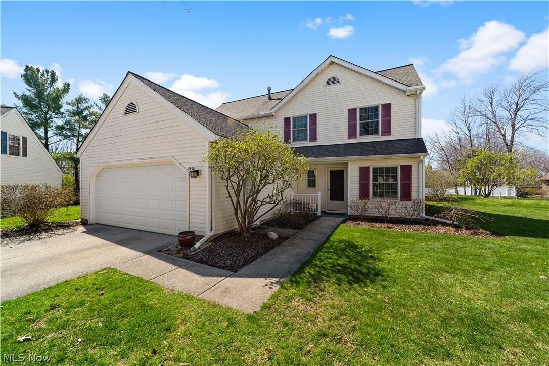 Property Photo:  5800 Ridgeview Lane  OH 44094 