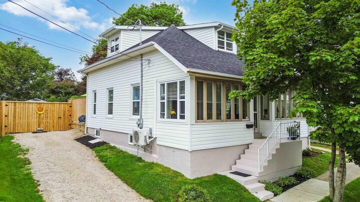 14 Ryerson Court — photo 1