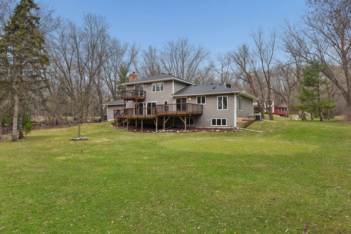 Property Photo:  5831 Fawn Trail Circle  MN 55129 