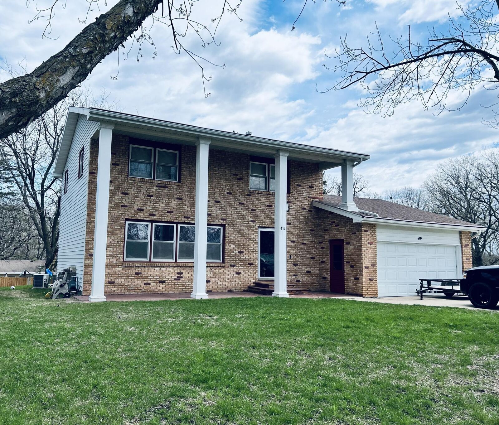 Property Photo: 417 Meredith Road MN 56007