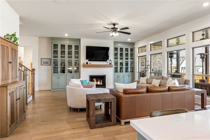 Property Photo: 8805 W Milky Way AR 72713