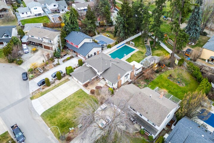 Property Photo:  561 Brome Crescent  BC V1W 2M5 